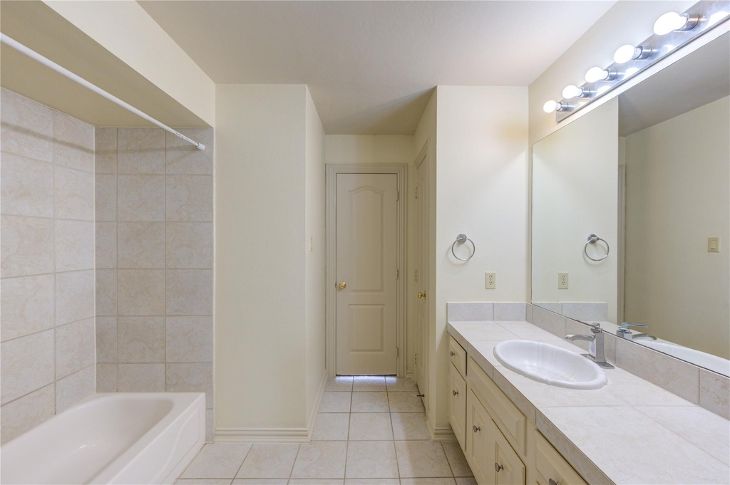 1502 Ashbury Park Lane - Photo 34