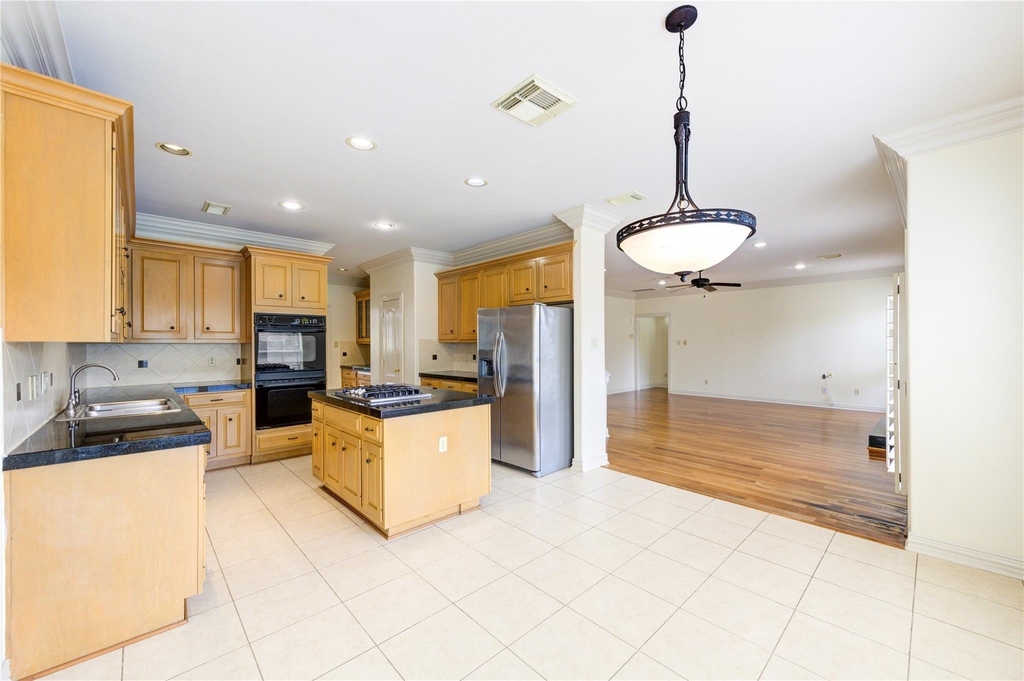 1502 Ashbury Park Lane - Photo 17