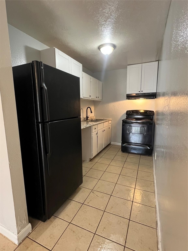 7518 Morley Street - Photo 1