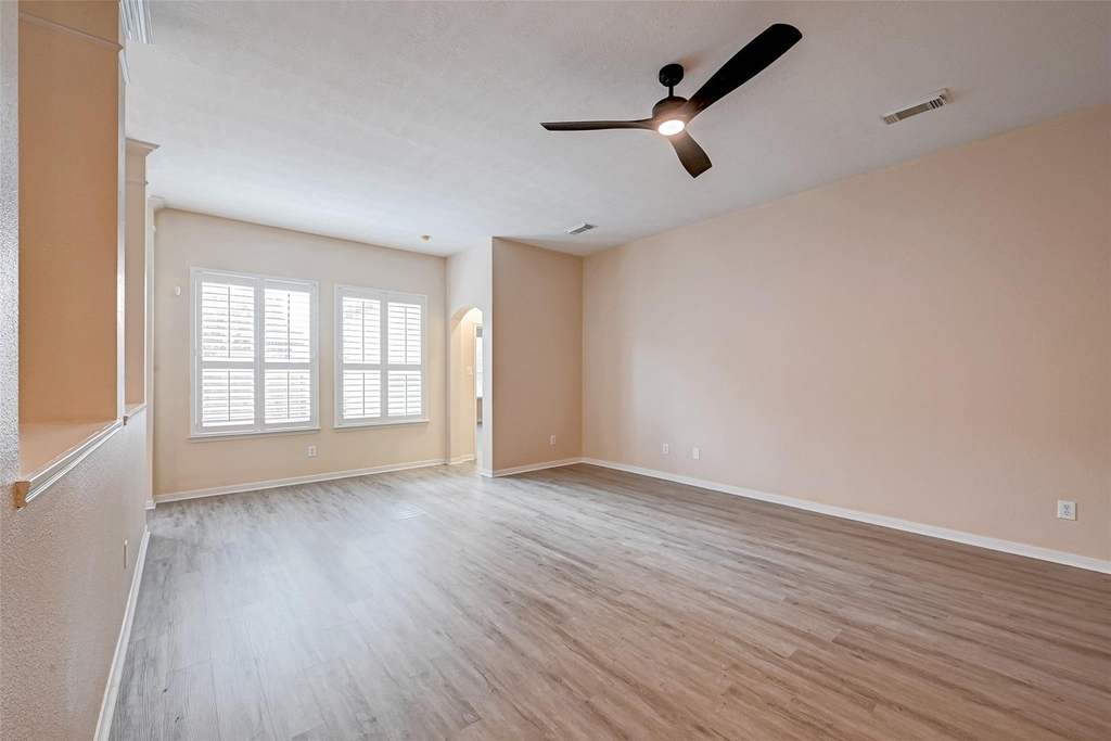 6923 Grants Hollow Lane - Photo 13