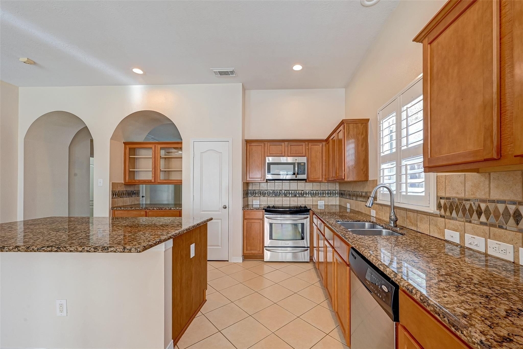 6923 Grants Hollow Lane - Photo 18