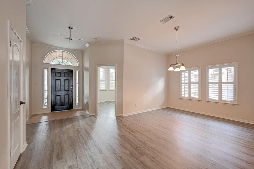 6923 Grants Hollow Lane - Photo 3