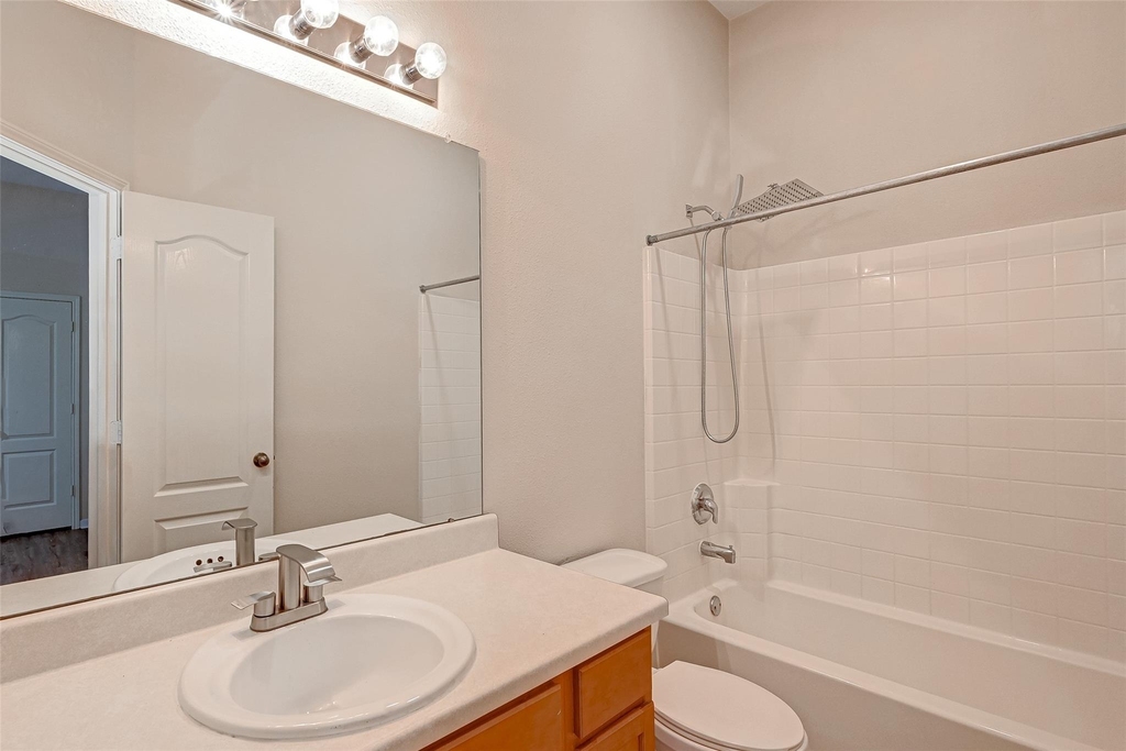 6923 Grants Hollow Lane - Photo 22