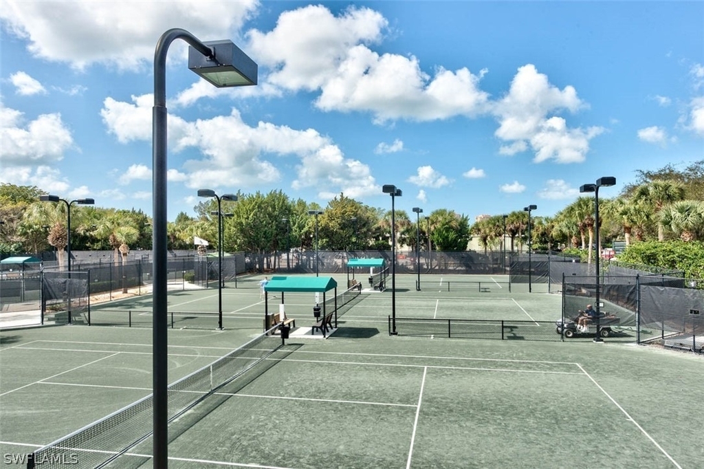4200 Sawgrass Point Drive - Photo 28