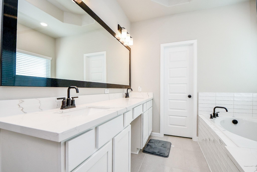 2033 Millbridge Spring - Photo 4