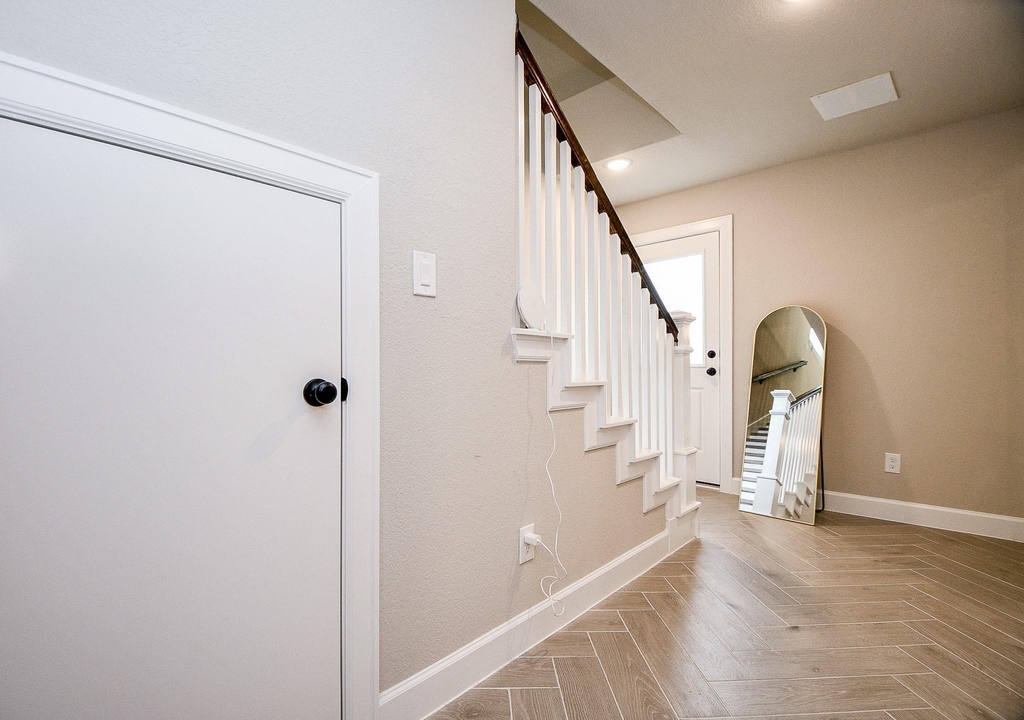 2033 Millbridge Spring - Photo 9