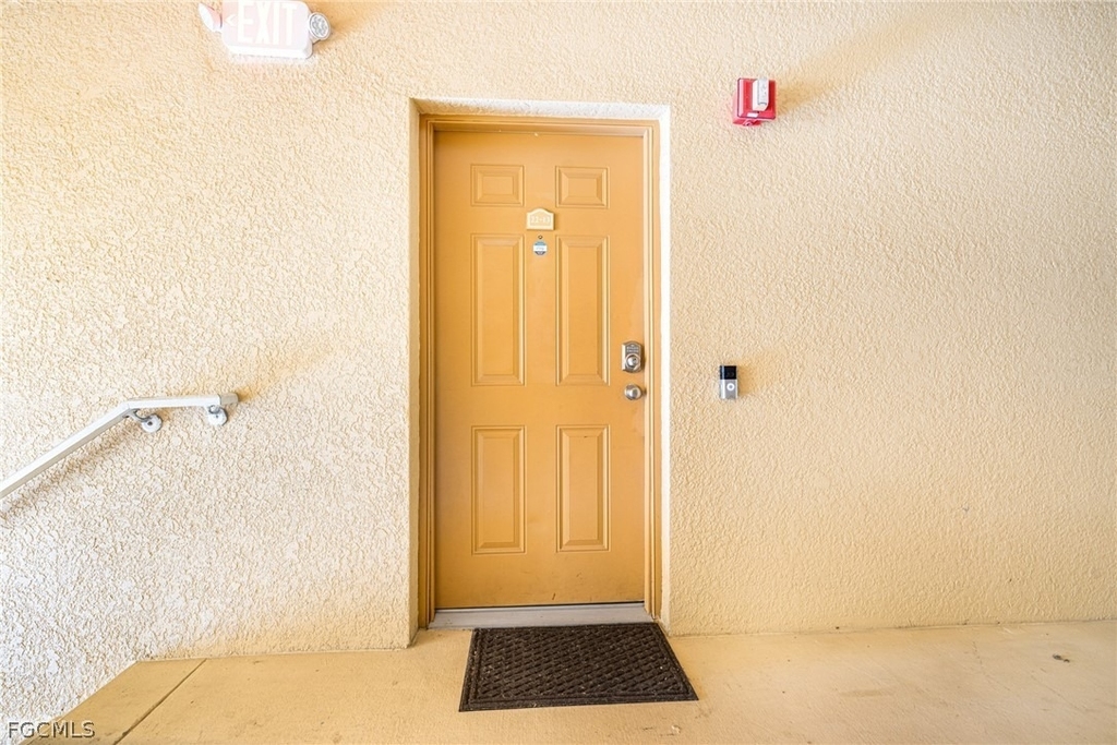 9055 Colby Drive - Photo 2