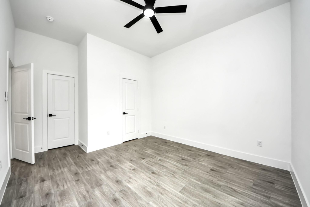 7412 Carver Road - Photo 10