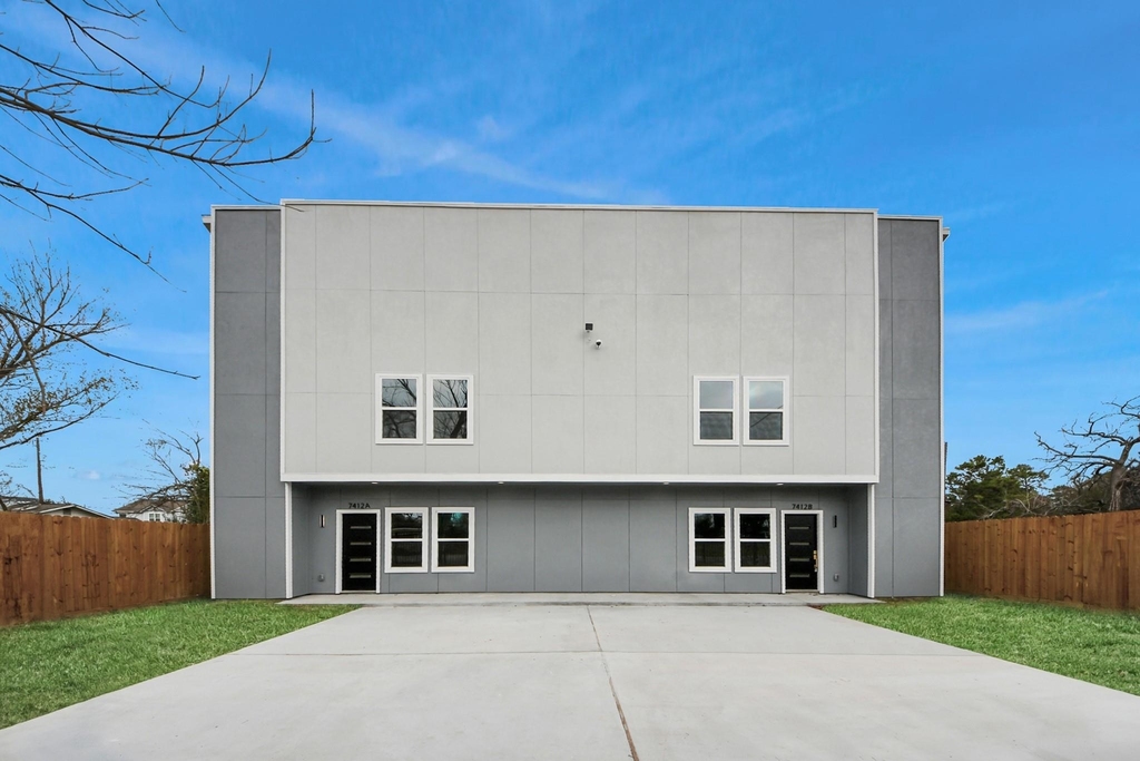 7412 Carver Road - Photo 21
