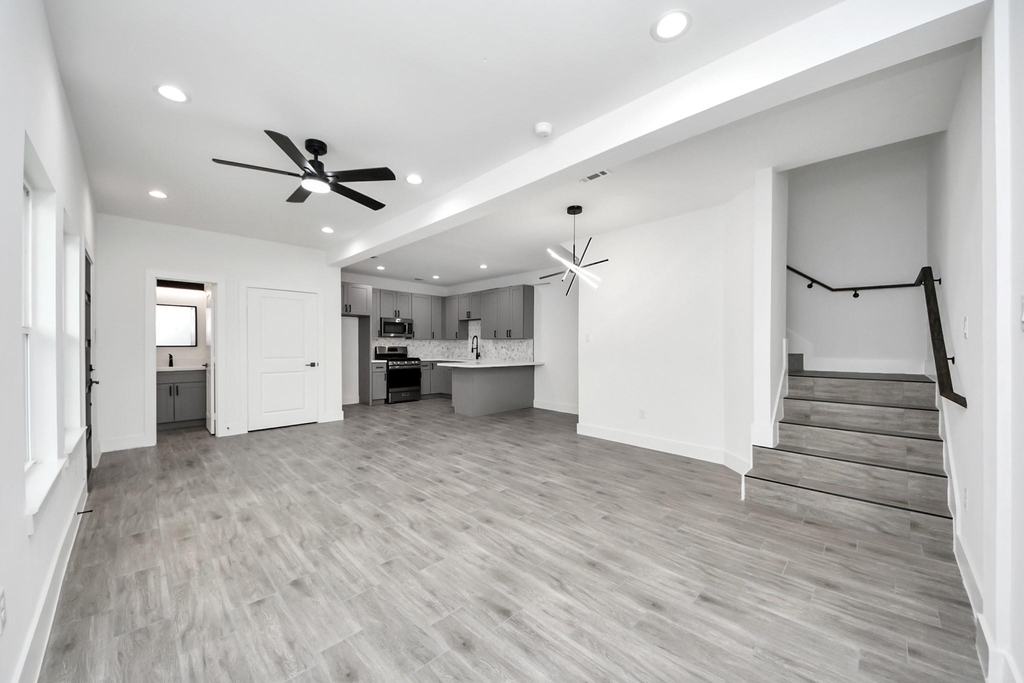 7412 Carver Road - Photo 9