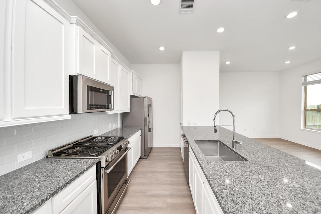 22658 Sutherland Bend Lane - Photo 4