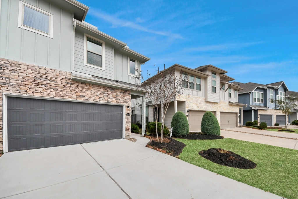 22658 Sutherland Bend Lane - Photo 1