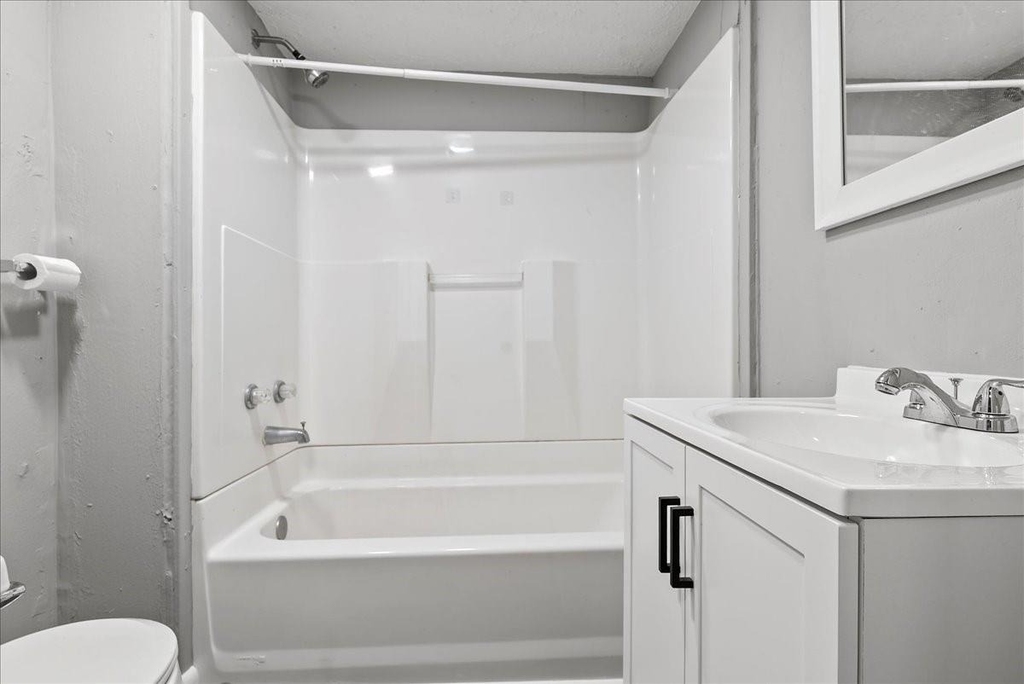 14029 Mcnair Street - Photo 6