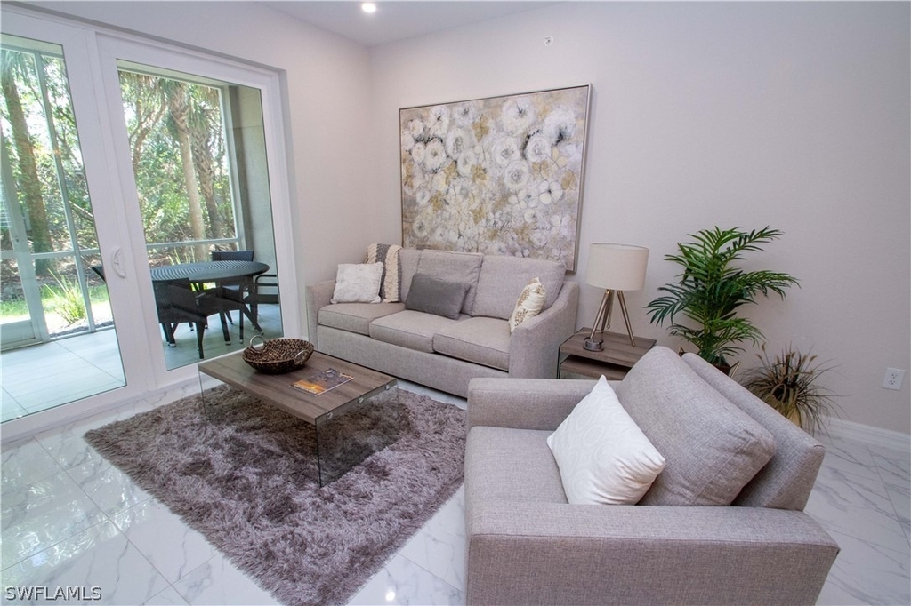 244 Indies Drive E - Photo 9