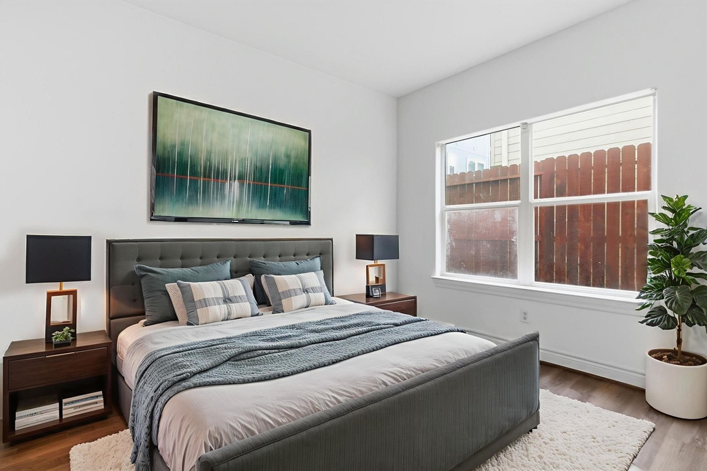 1303 Sherwood Point Lane - Photo 43