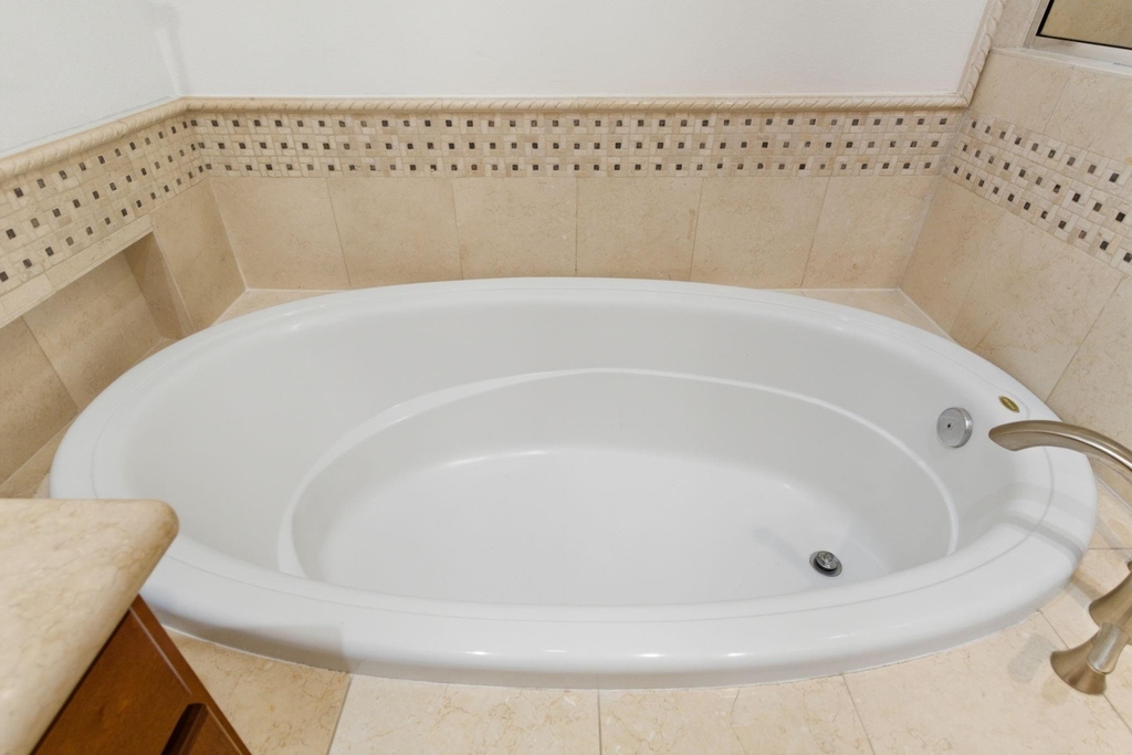 1303 Sherwood Point Lane - Photo 34