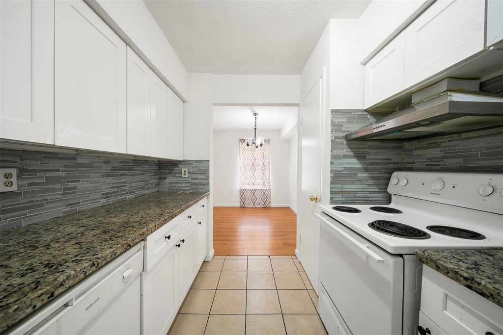6201 Ranchester Drive - Photo 9