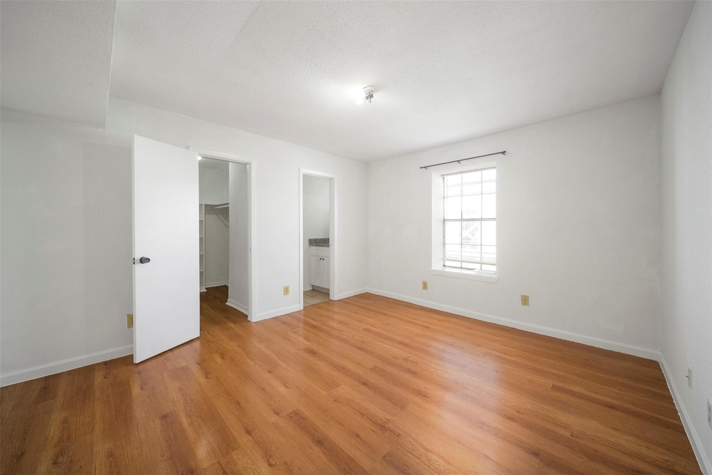 6201 Ranchester Drive - Photo 18