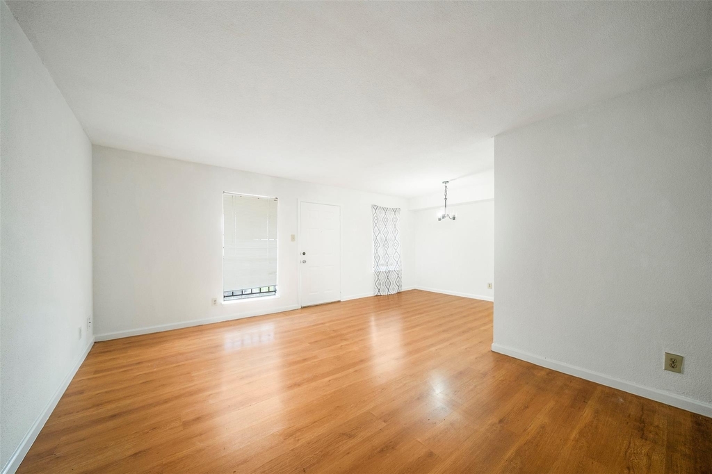 6201 Ranchester Drive - Photo 6