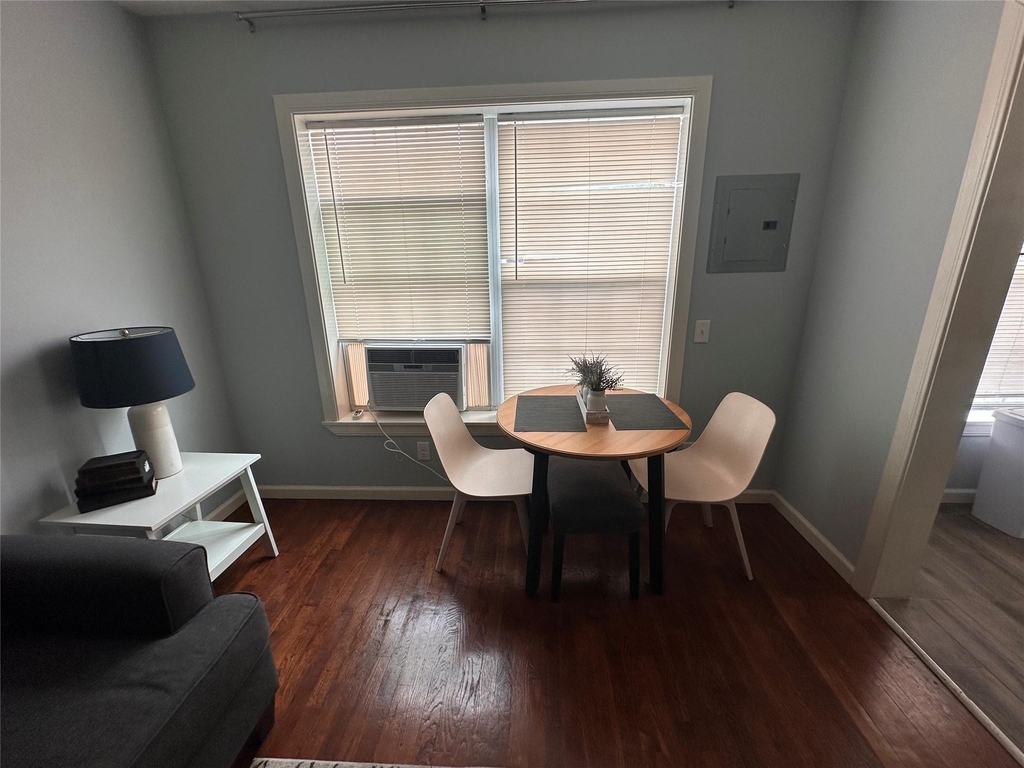 4302 Polk Street - Photo 2