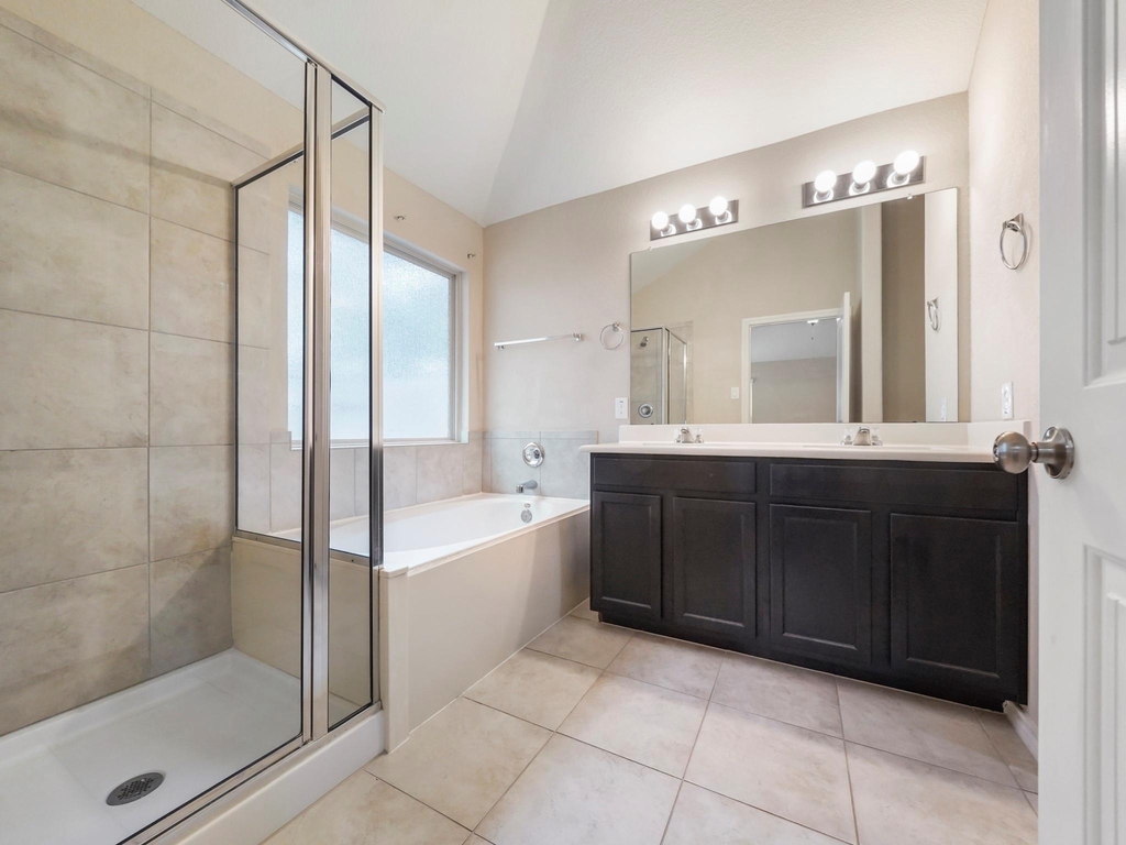 1519 Spencer Glen Lane - Photo 4