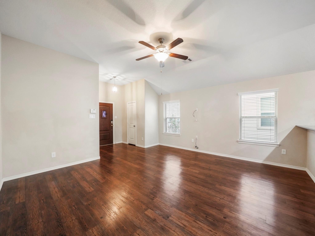 1519 Spencer Glen Lane - Photo 3