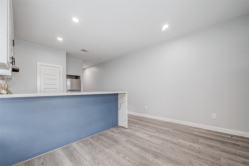 6725 Avenue K - Photo 10