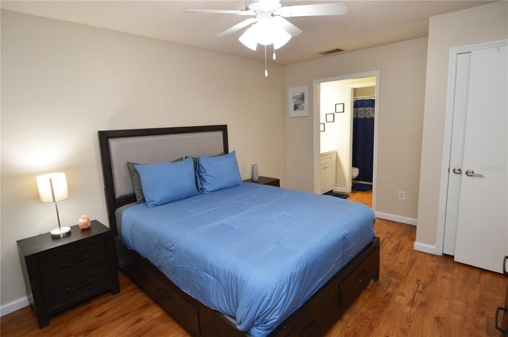 11901 4th Street N - Photo 29