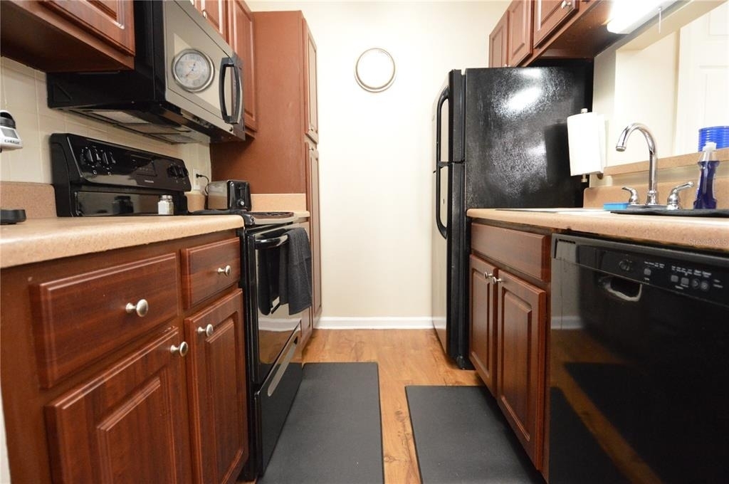 11901 4th Street N - Photo 8