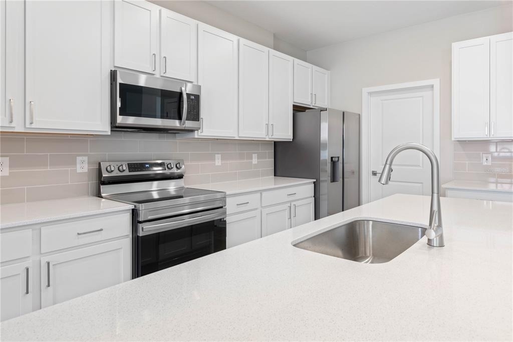 789 W Hallam Dr - Photo 6