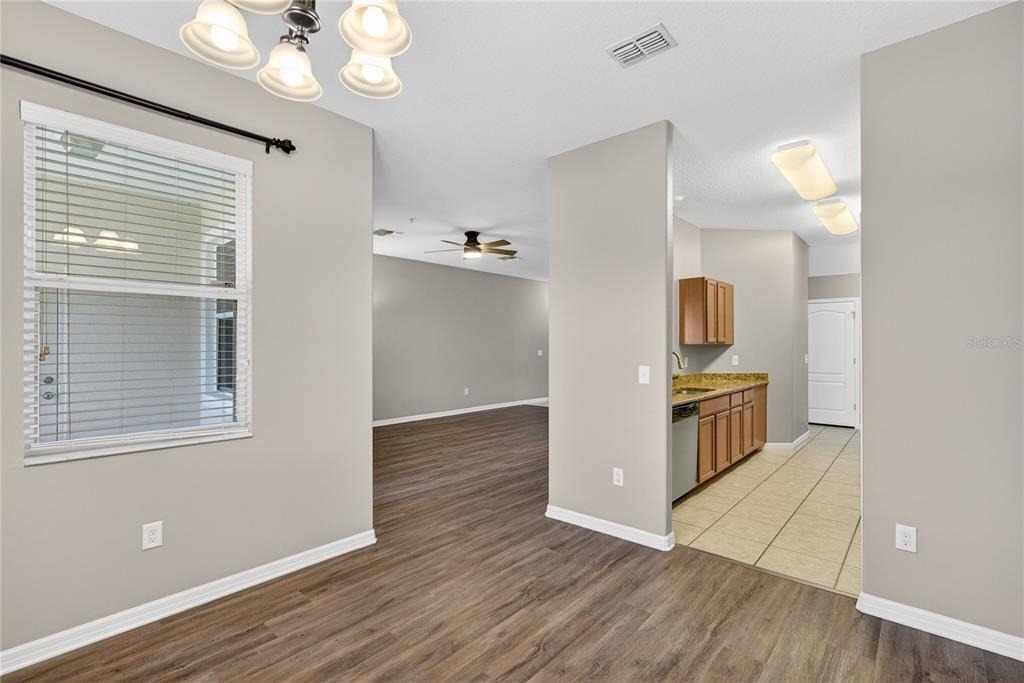 1519 Priory Circle - Photo 5