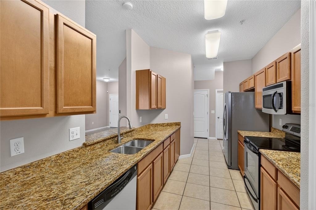 1519 Priory Circle - Photo 6