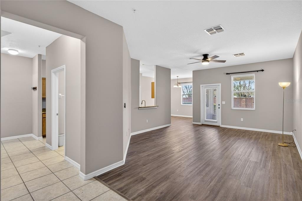 1519 Priory Circle - Photo 2