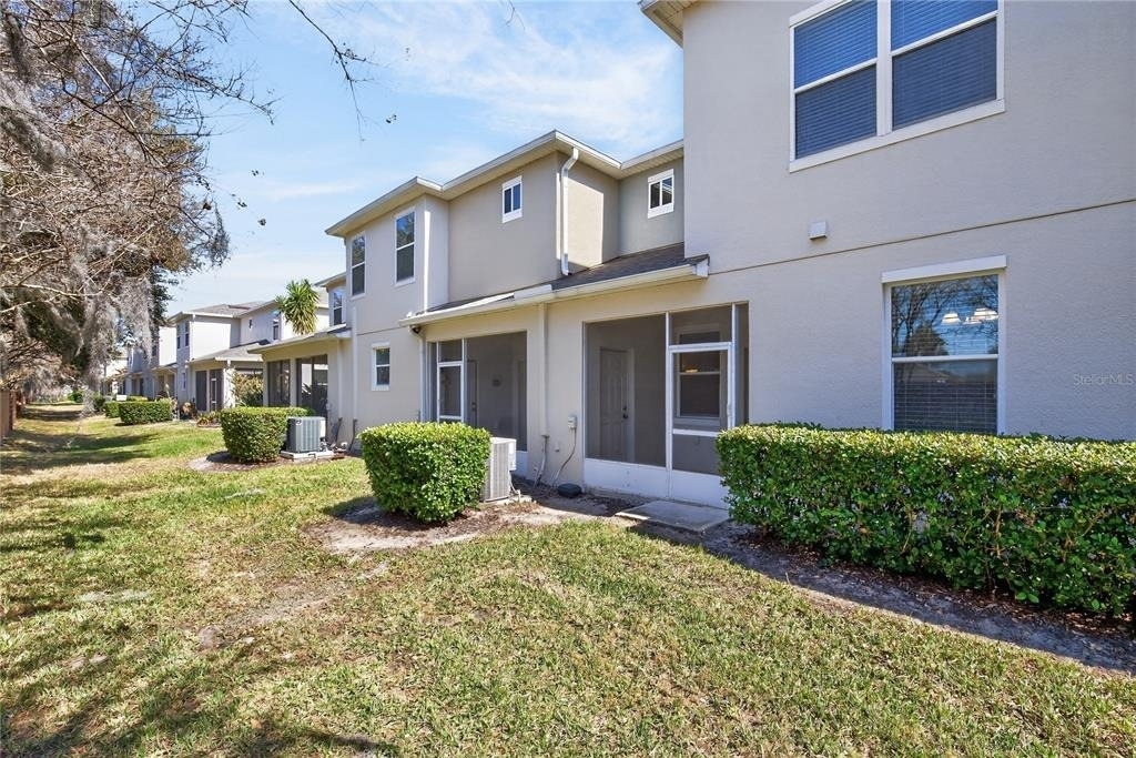 1519 Priory Circle - Photo 20