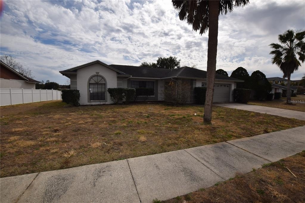 7706 Indian Ridge Trail S - Photo 0