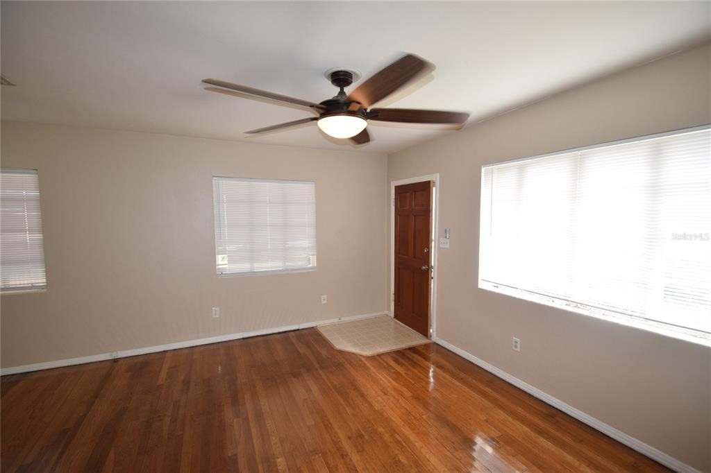 3115 Buckingham Avenue - Photo 20
