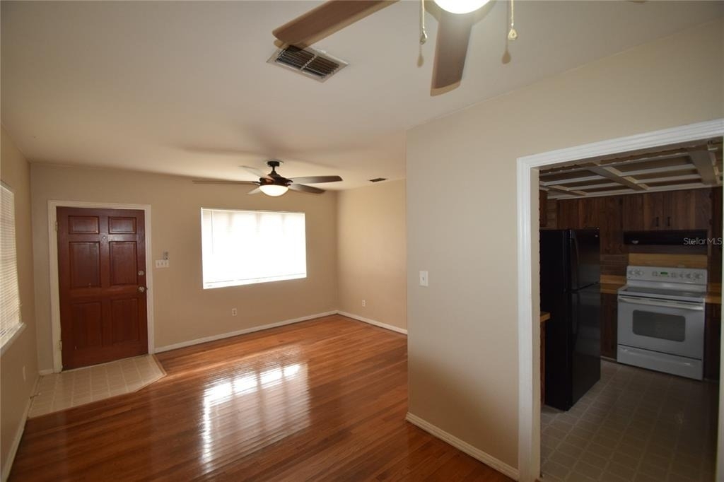 3115 Buckingham Avenue - Photo 8