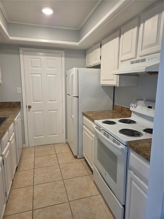743 E Alfred Street - Photo 2
