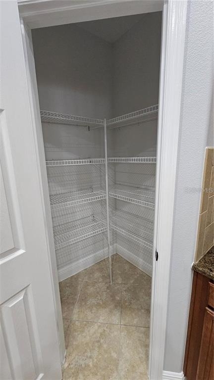 317 E Blue Water Edge Drive - Photo 27