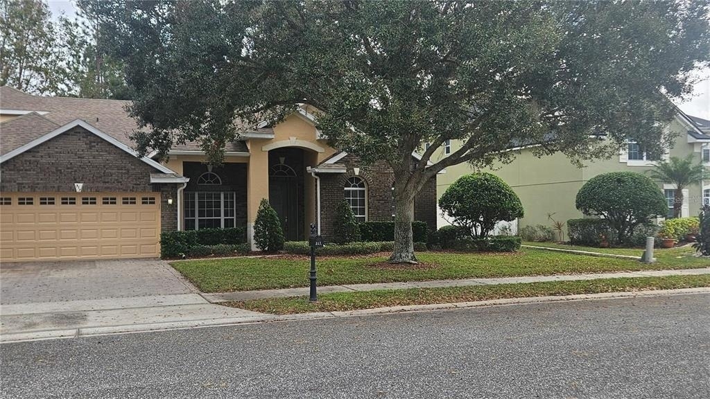 317 E Blue Water Edge Drive - Photo 2