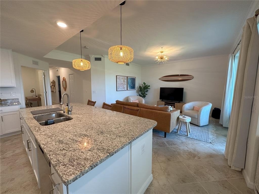 14040 Heritage Landing Boulevard - Photo 4