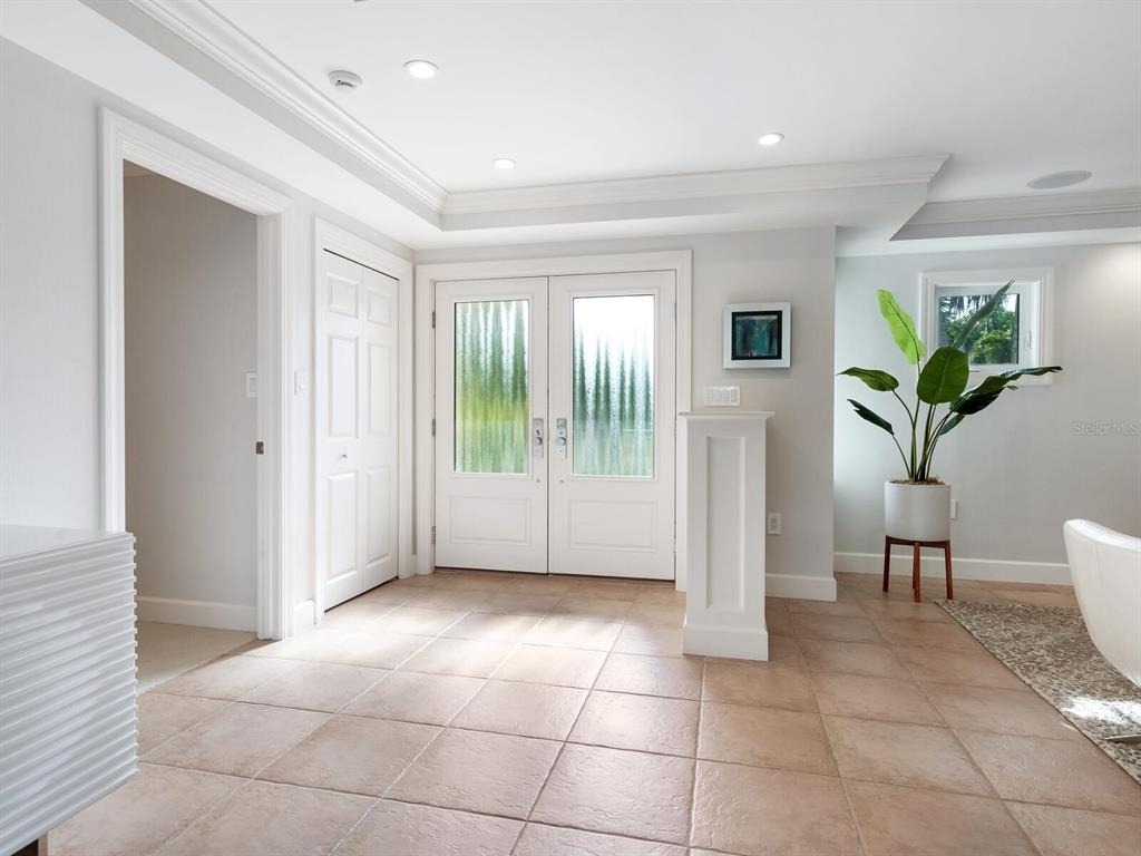 606 Owl Way - Photo 3