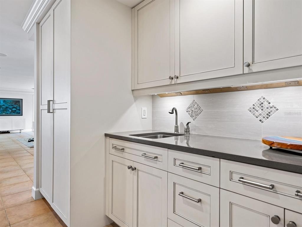 606 Owl Way - Photo 15