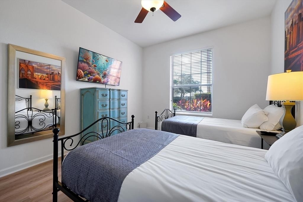 4862 Cayview Avenue - Photo 10
