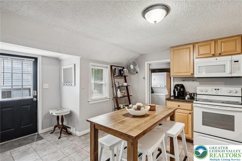 3203 Washington Street - Photo 4