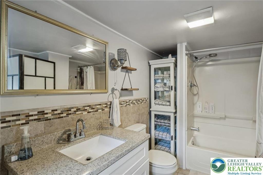 3203 Washington Street - Photo 2