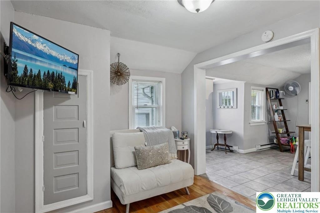 3203 Washington Street - Photo 6