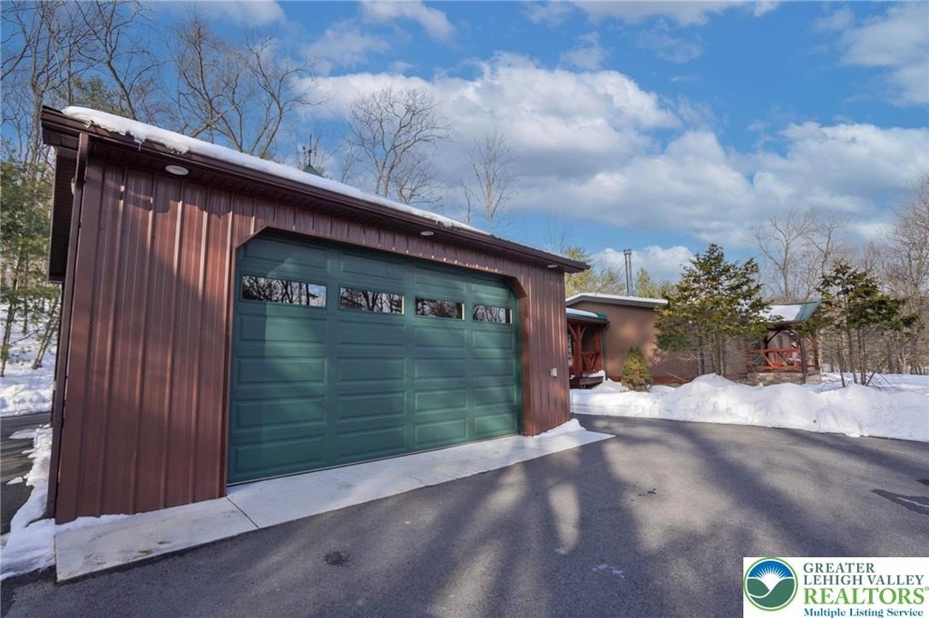 371 Green Tree Drive - Photo 3