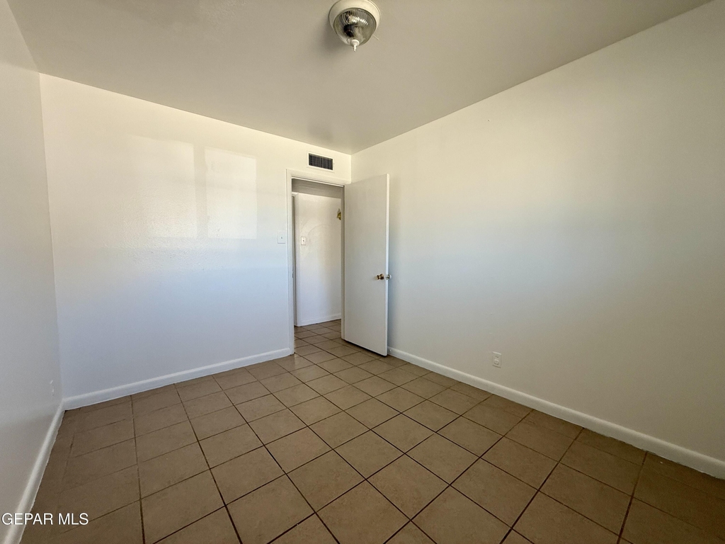 2900 Polk Avenue - Photo 14