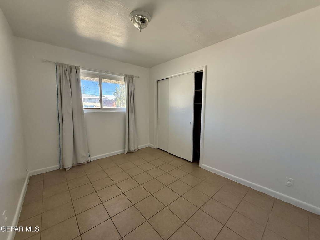 2900 Polk Avenue - Photo 13
